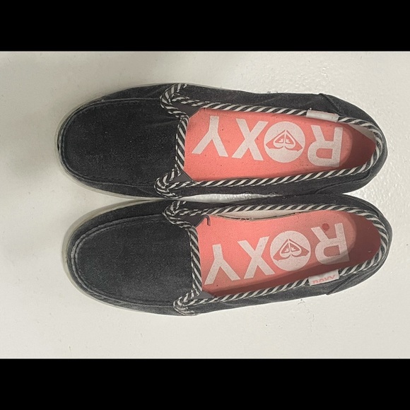 Roxy Minnow Blue Denim Slip On Shoes 6.5 - Picture 8 of 11